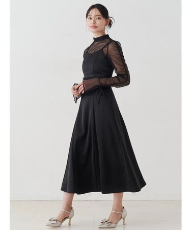 サテンシアーギャザースリーブワンピース