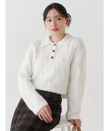 ケーブルポロ衿ニット