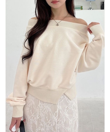 裏毛オフショルトップス