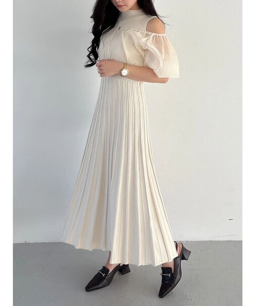 異素材ドッキングプリーツフレアニットワンピース