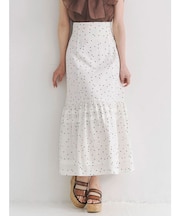 タックティアードスカート