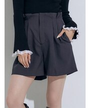 ハイウエストツータックショートパンツ