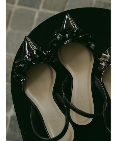 LADYモチーフパンプス