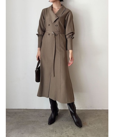 アシンメトリーカラーナローフレアワンピース