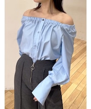 オフショルダー裾バイカラーブラウス