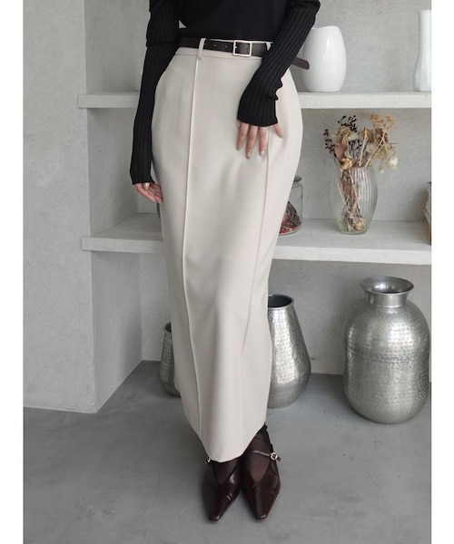 ピンタックIラインスカート｜ラグナムーンの通販｜&mall（アンドモール