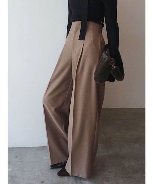 ウォッシャブルタックワイドパンツ