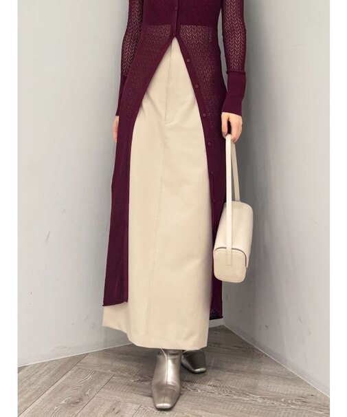 オーバーハイウエストスカート