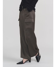 サテンカーゴワイドパンツ