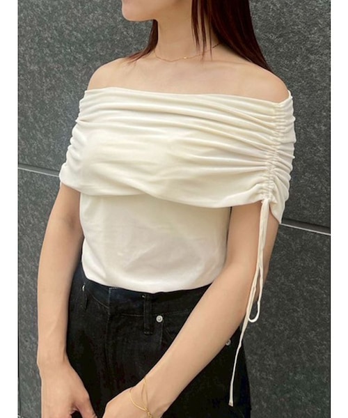 ライトベロアオフショルトップス｜ラグナムーンの通販｜&mall（アンド