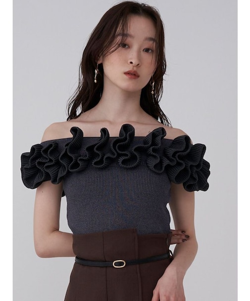 デコラフリルオフショルニットプルオーバー