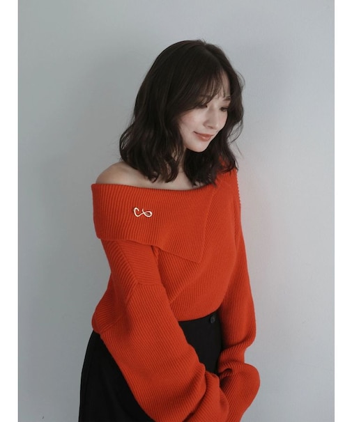 アシンメトリーカラーニットプルオーバー