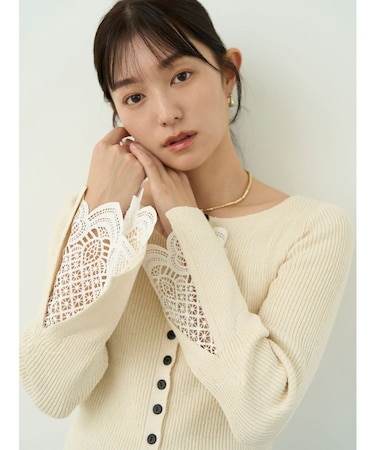 レーススリーブニットプルオーバー
