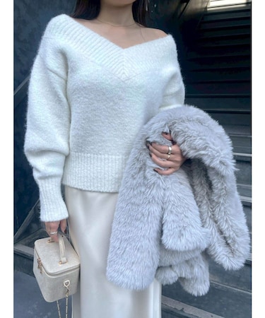 【WEB限定】Vネックカラーショートニットプルオーバー