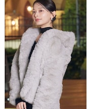 フェイクファーフーディコート