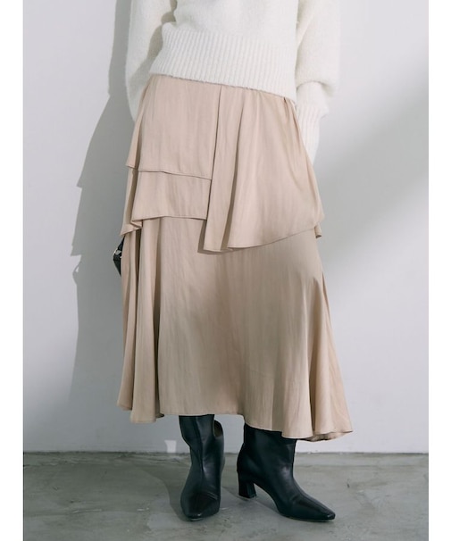 ヘムスリットティアードスカート