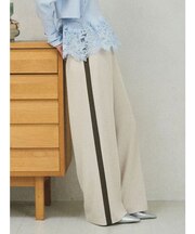 フロントジップラインパンツ