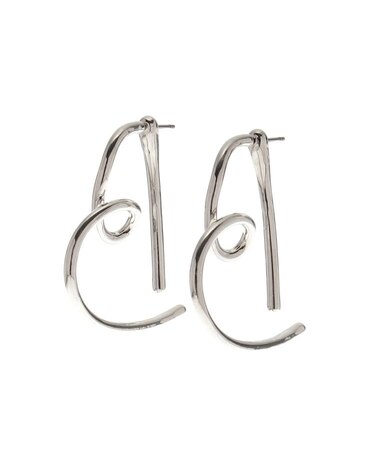 ハートモチーフピアス