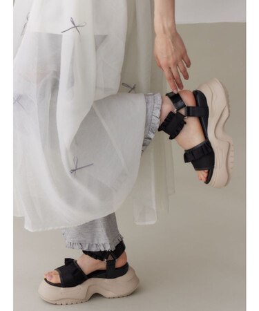 フリルメッシュスニーカーサンダル