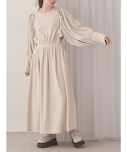 ギャザーギャザーフリースワンピース