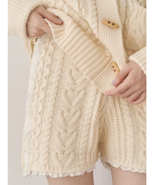 frill knit shortpants