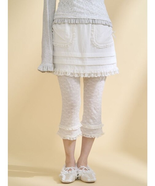 ストレッチレースカプリパンツ