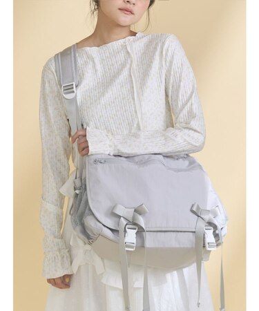 ribbon messenger bag