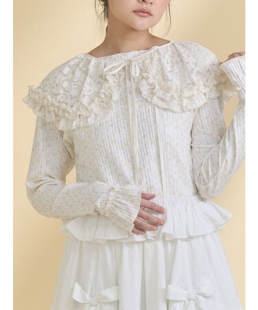 lace frill collar
