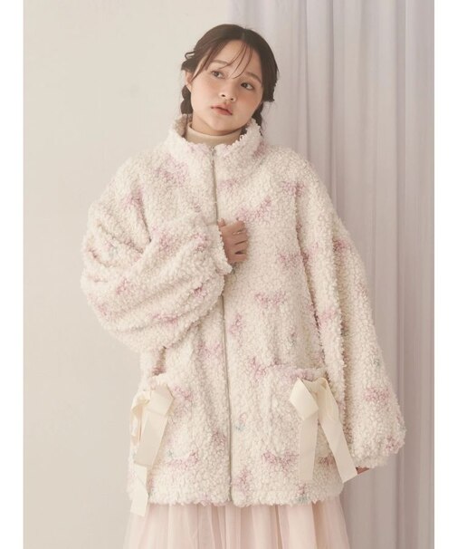 Fluffy Tulip Boa Blouson
