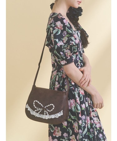 pearl butterfly lace shoulder bag
