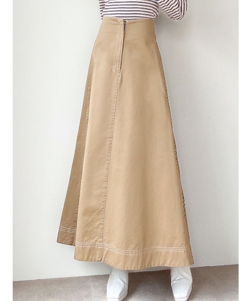 ステッチデザインフレアスカート