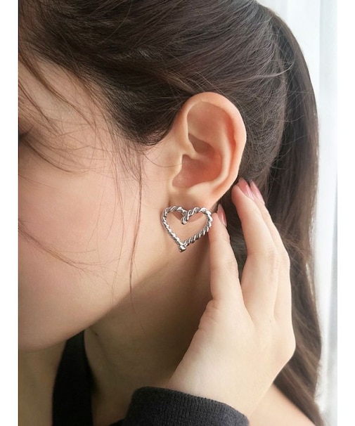 ハートツイストメタルピアス