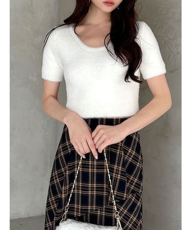 ミニシャギーニットトップス