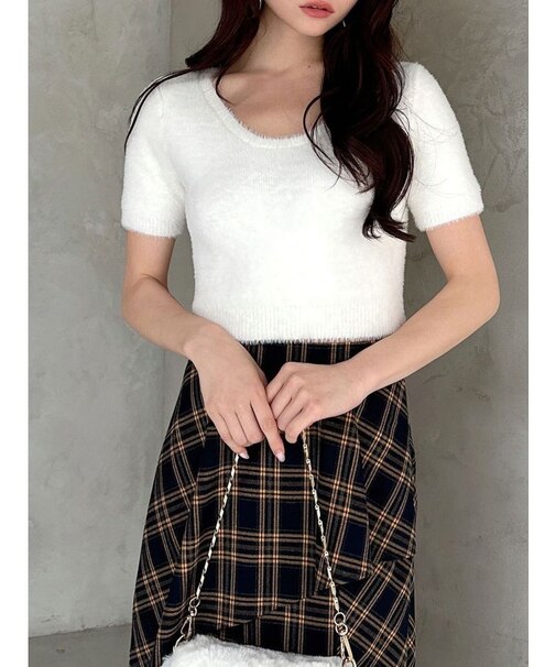 ミニシャギーニットトップス