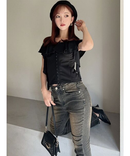 コルセットラッフルブラウス