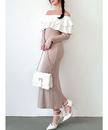 フリルタイトニットワンピース