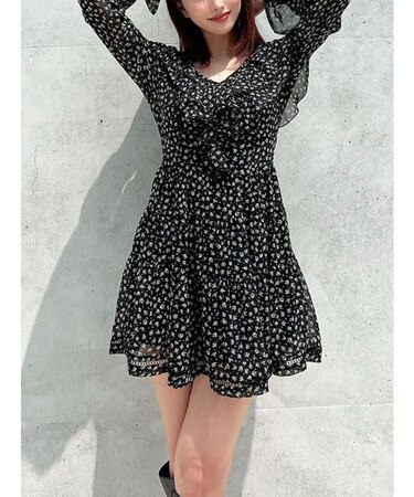 ラッフルミニティアードワンピース