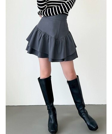 ラッフルボリュームミニスカート