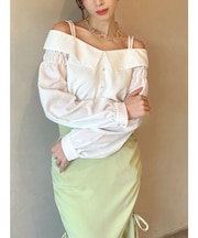 ダブルストラップオフショルブラウス