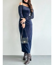 チョーカーベロアナローワンピース