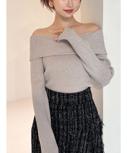 リブニットオフショルトップス