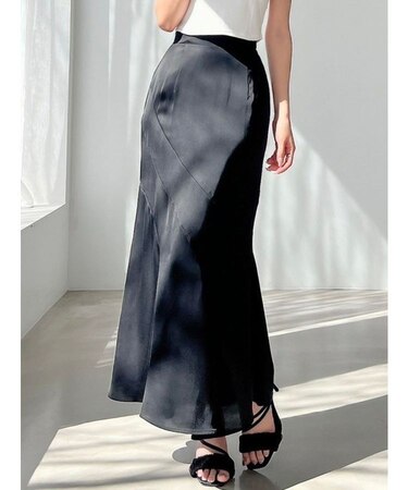 エスカルゴマーメイドスカート