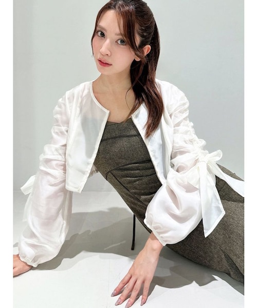 タグ付き新品❤︎cen.リボンシアーブルゾン❤︎白 25ss ビッグリボンシアーブルゾン｜リゼクシーの通販｜&mall（アンド