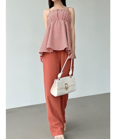 ストレートカラーパンツ