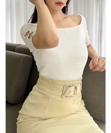 スリーブデザインニットトップス