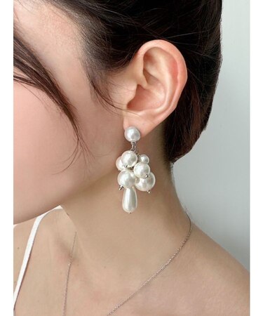 メニーパールピアス
