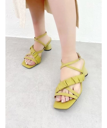 ギャザーポイントサンダル