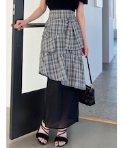レイヤードラッフルタイトスカート