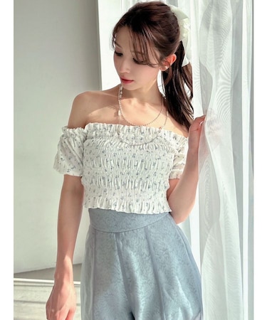 シャーリングカットトップス