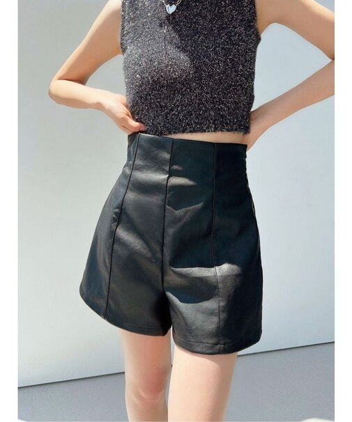 ハイウエストショートパンツ